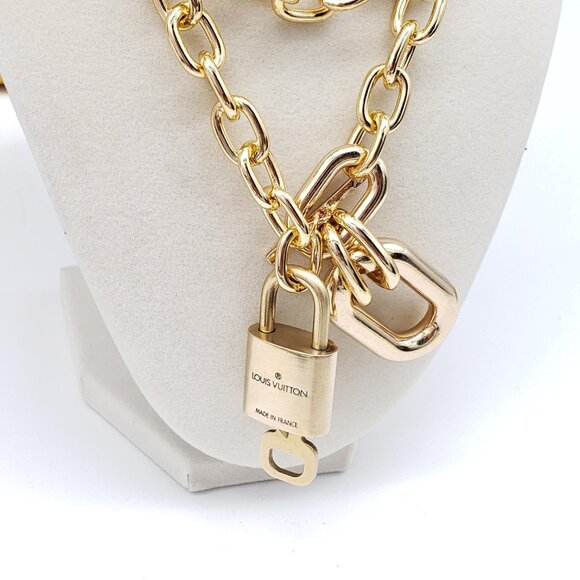 Authentic Louis Vuitton Gold Padlock with Unbranded Gold plated Chain - Picture 4 of 9